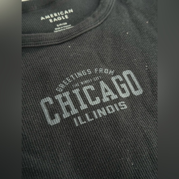 American Eagle Black Chicago Illinois Graphic Ribbed Tee - Picture 3 of 3